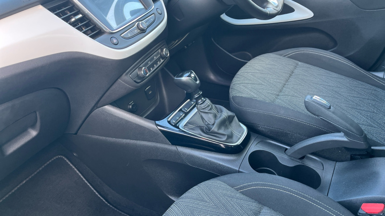 Vauxhall Crossland X 1.2T [110] Griffin 5dr [6 Spd] [Start Stop] Petrol Hatchback